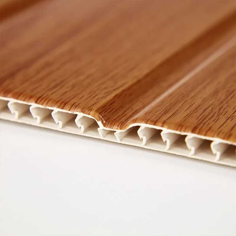 Entä uusien laminoidun palontorven PVC -kattopaneelin koostumusmateriaalit ja suorituskykyominaisuudet?